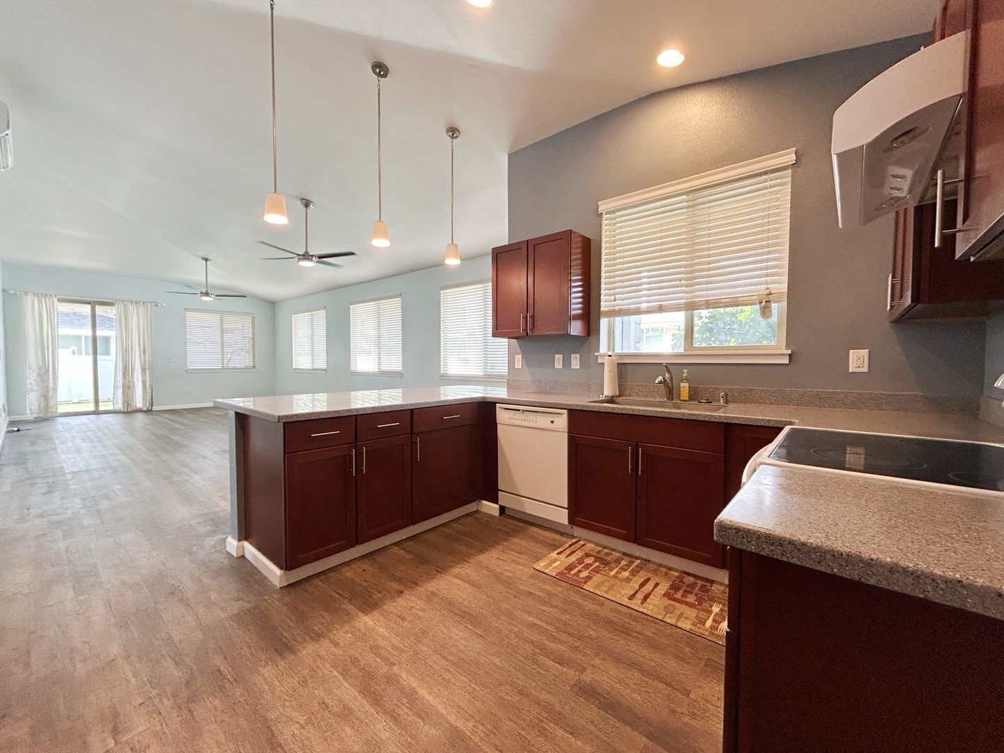 Kapolei House: 801 Kakala Street #34