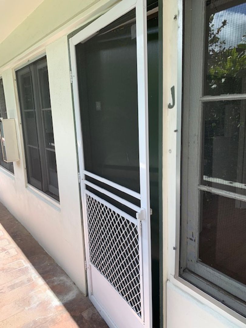 HONOLULU Apartment: 1655 KEWALO STREET