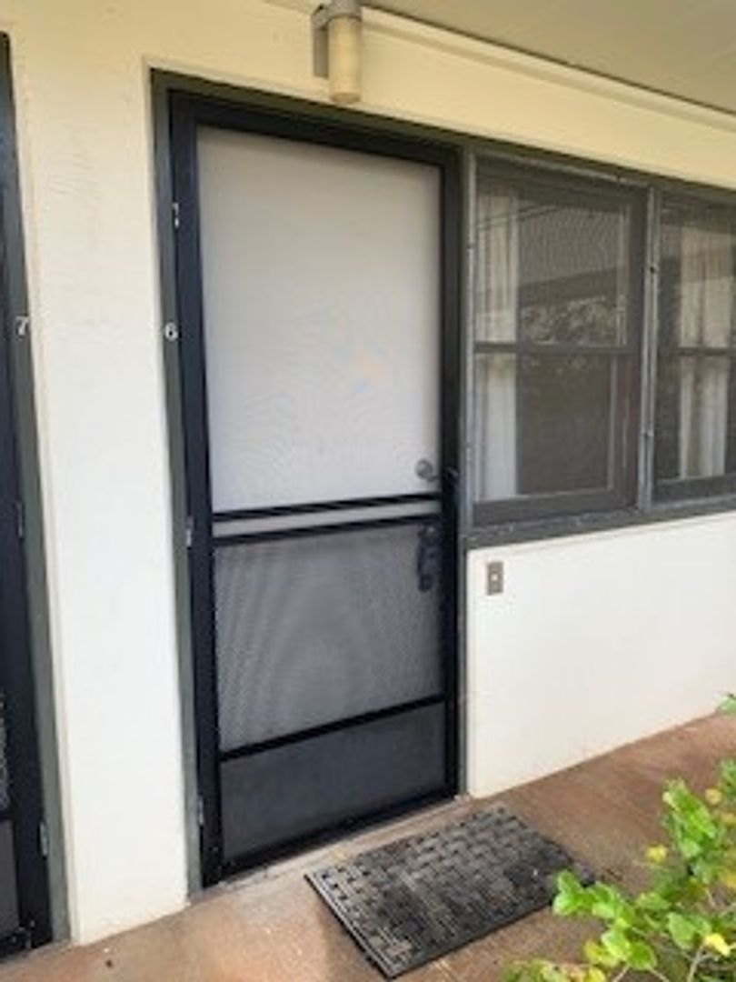 HONOLULU Apartment: 546 LAUIKI STREET