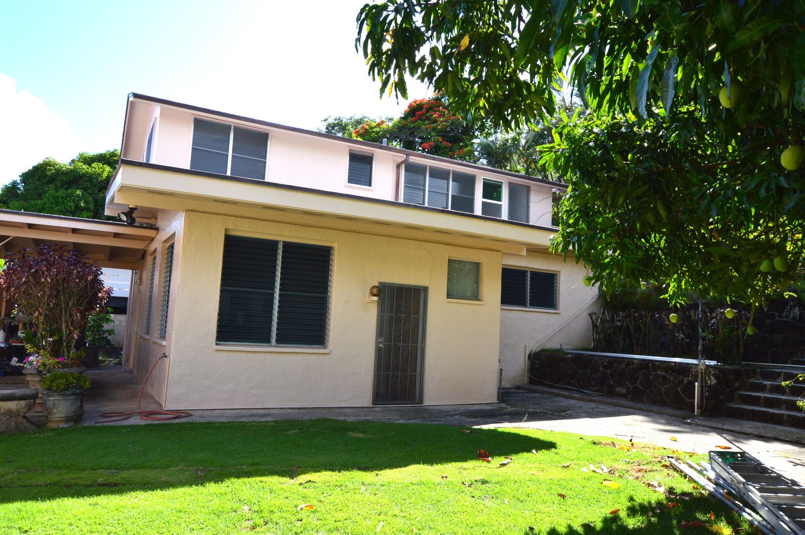 HONOLULU House: 2540 FERDINAND AVENUE #B