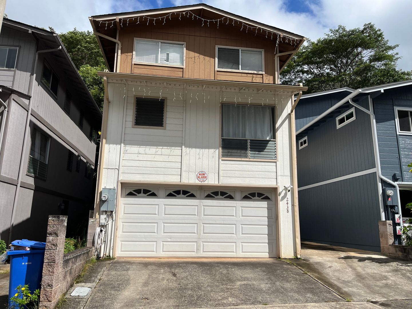 Pearl City House: 2438 Akepa Street