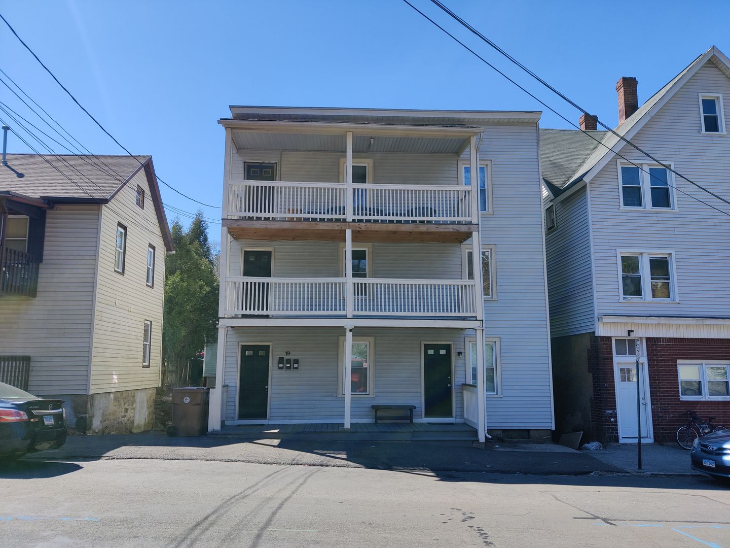 Apartment for rent at 19 Long Hill Ave, Shelton, CT 06484