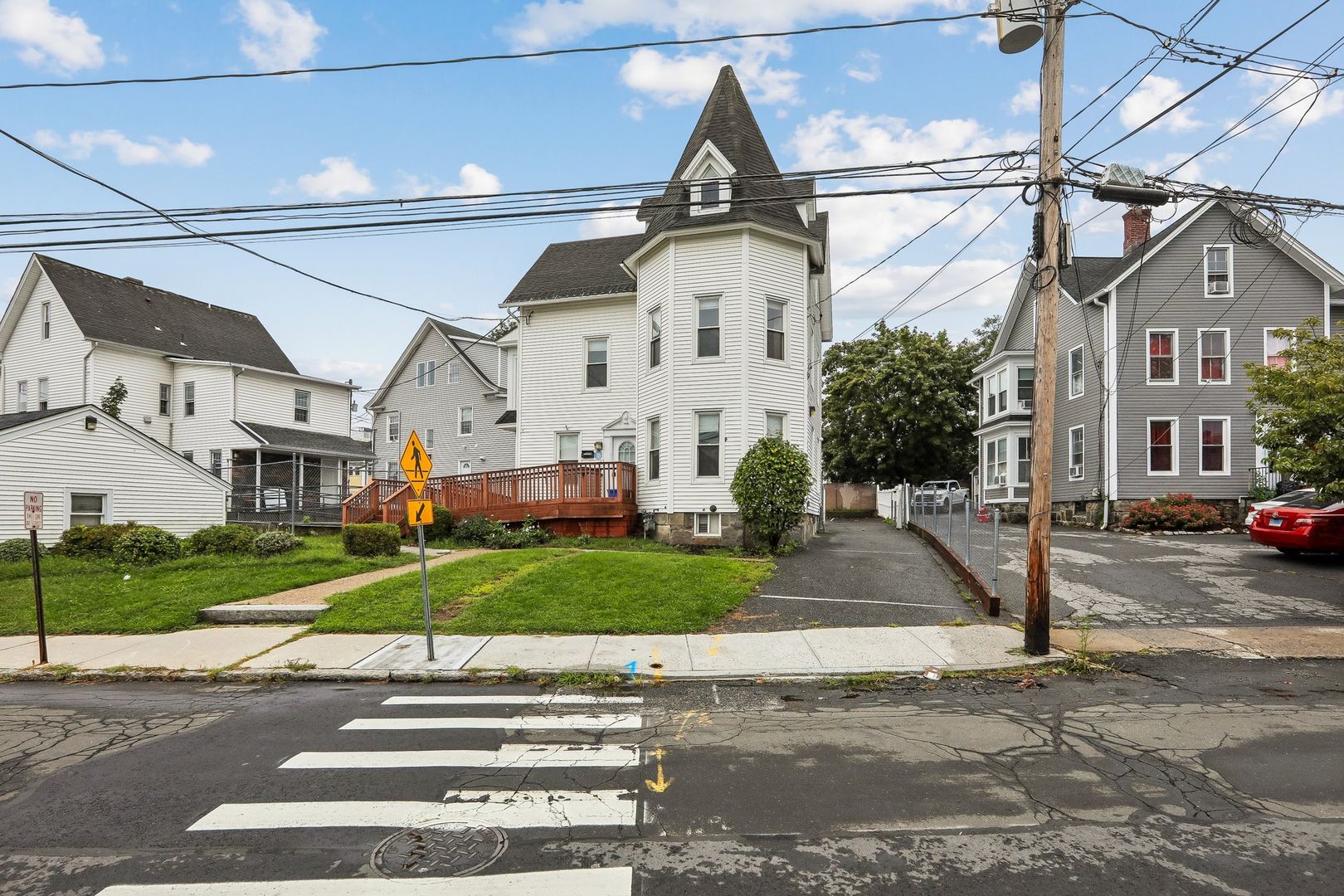 Danbury Apartment: 4 Harmony St.