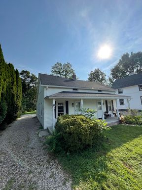 Your Historic Haven Awaits in Kent, CT