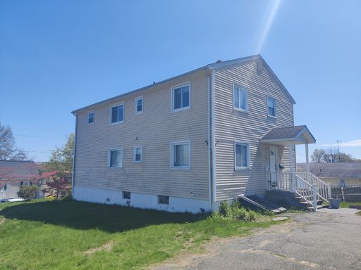 NORTHERN BRIDGEPORT!!! BEAUTIFUL 2 BDRM 2ND FL APT W/ OFF-ST PARKING & LAUNDRY – photo 1