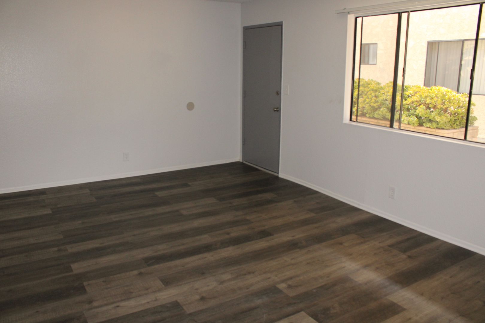 HAWTHORNE Apartment: 12100 BIRCH AVENUE