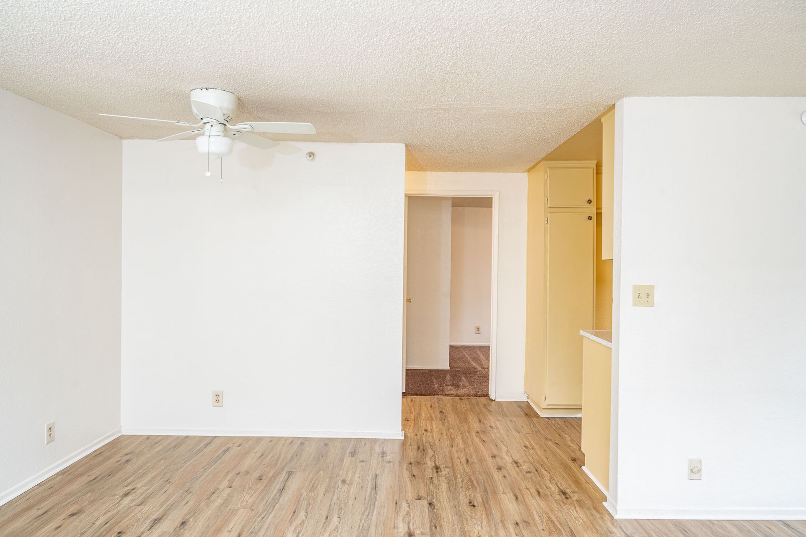 HAWTHORNE Apartment: 12100 BIRCH AVENUE
