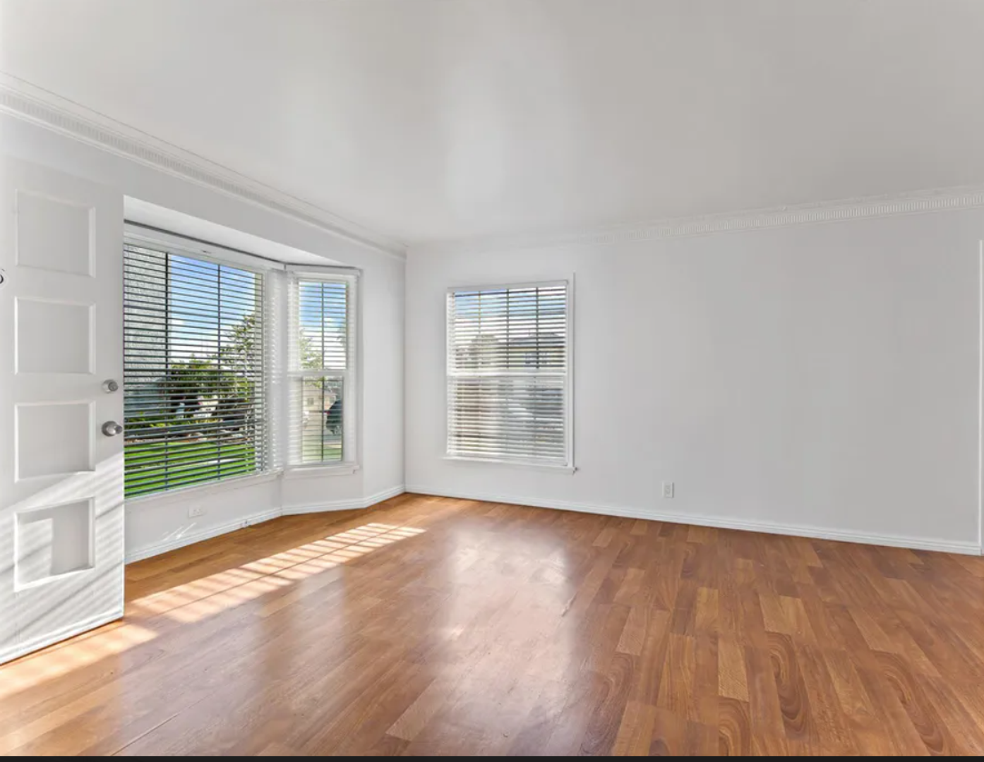 LOS ANGELES Apartment: 5913 OVERHILL DRIVE