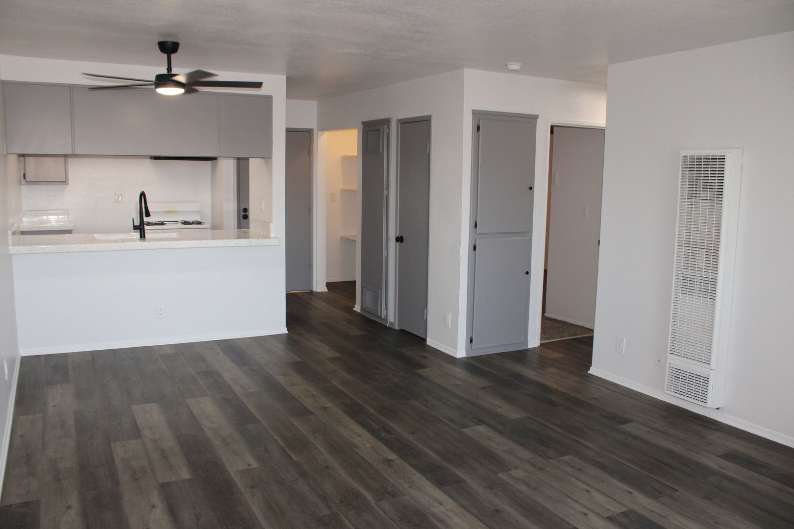 GARDENA Apartment: 16515 S NEW HAMPSHIRE AVENUE