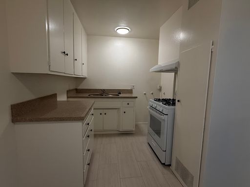 Beautifully Renovated 2BR/1BA in the Heart of Brea