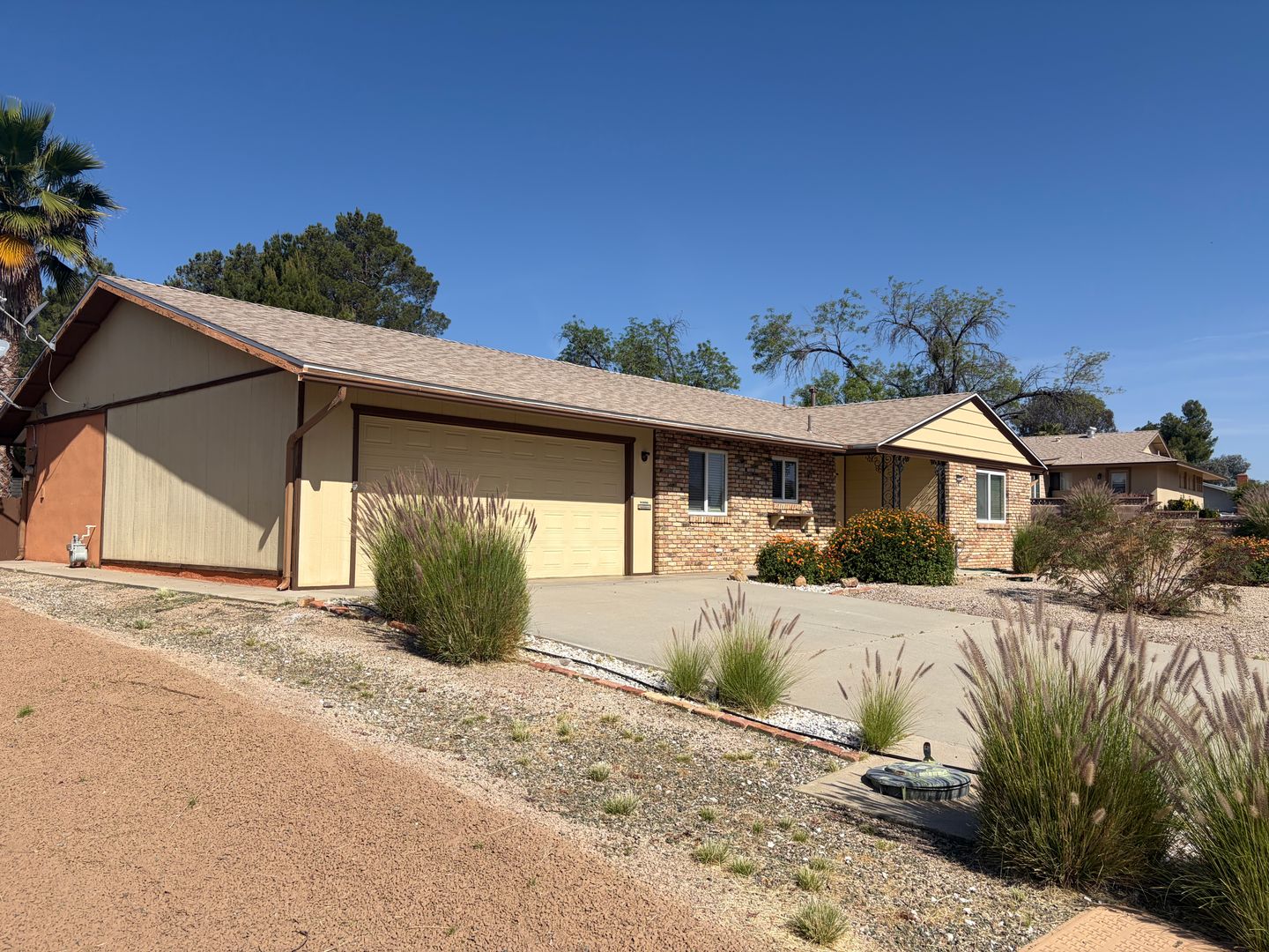 Menifee House: 28033 Radford Dr