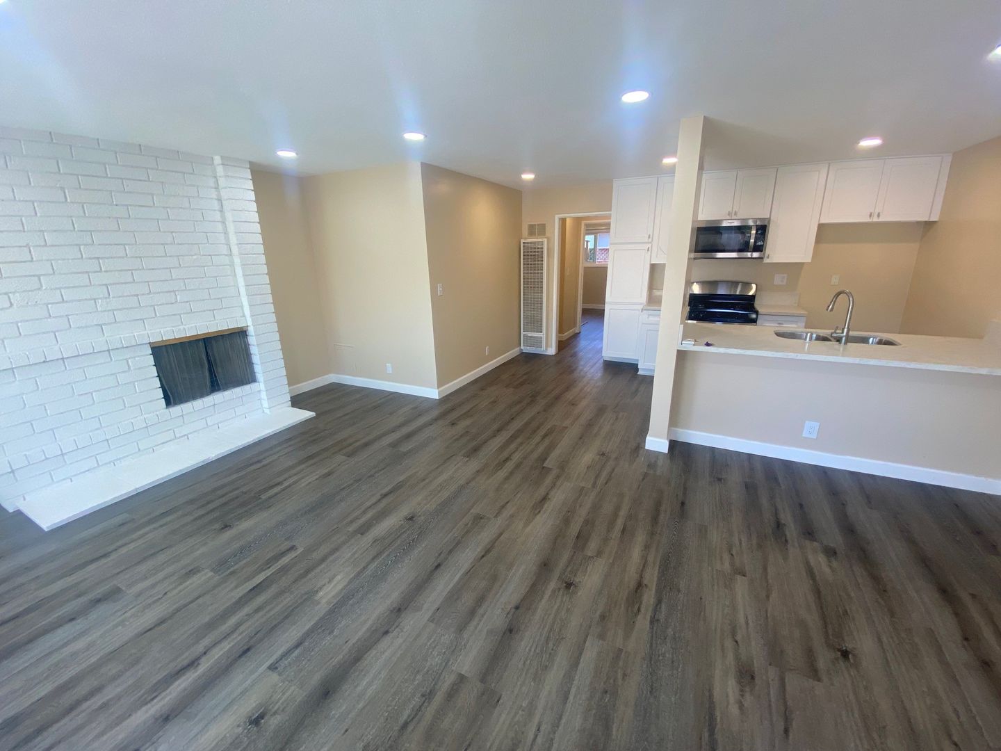 Apartment for rent at 780 N. Shattuck Pl., Orange, CA 92867