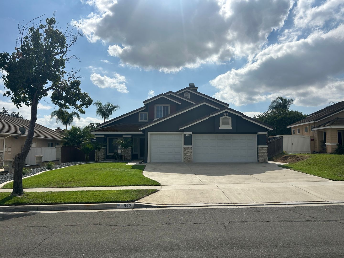 Corona House: 947 Cheyenne Rd