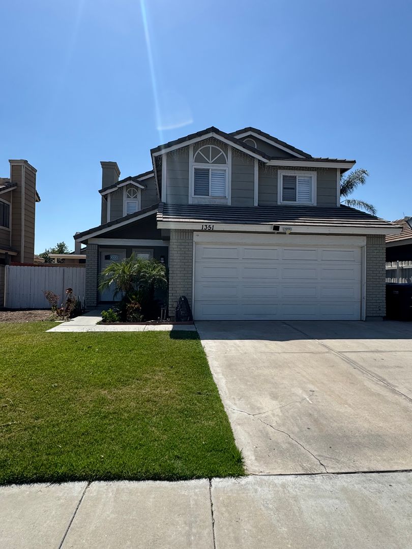 Colton House: 1351 Christobal Ln