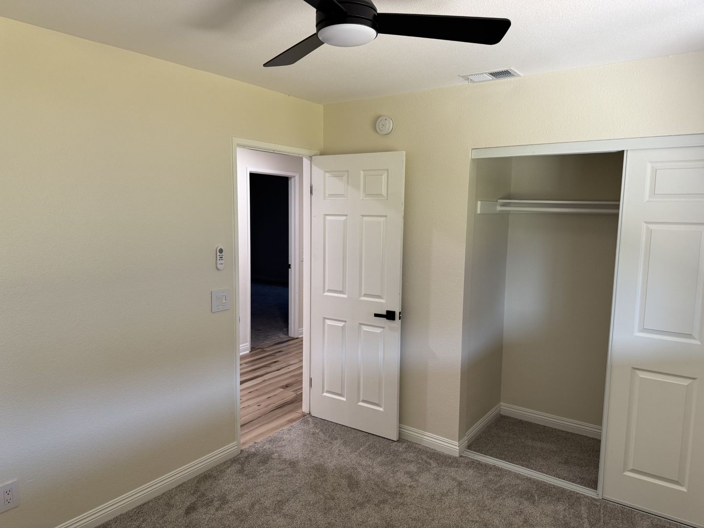 Heller Dr 2892 12 of 26