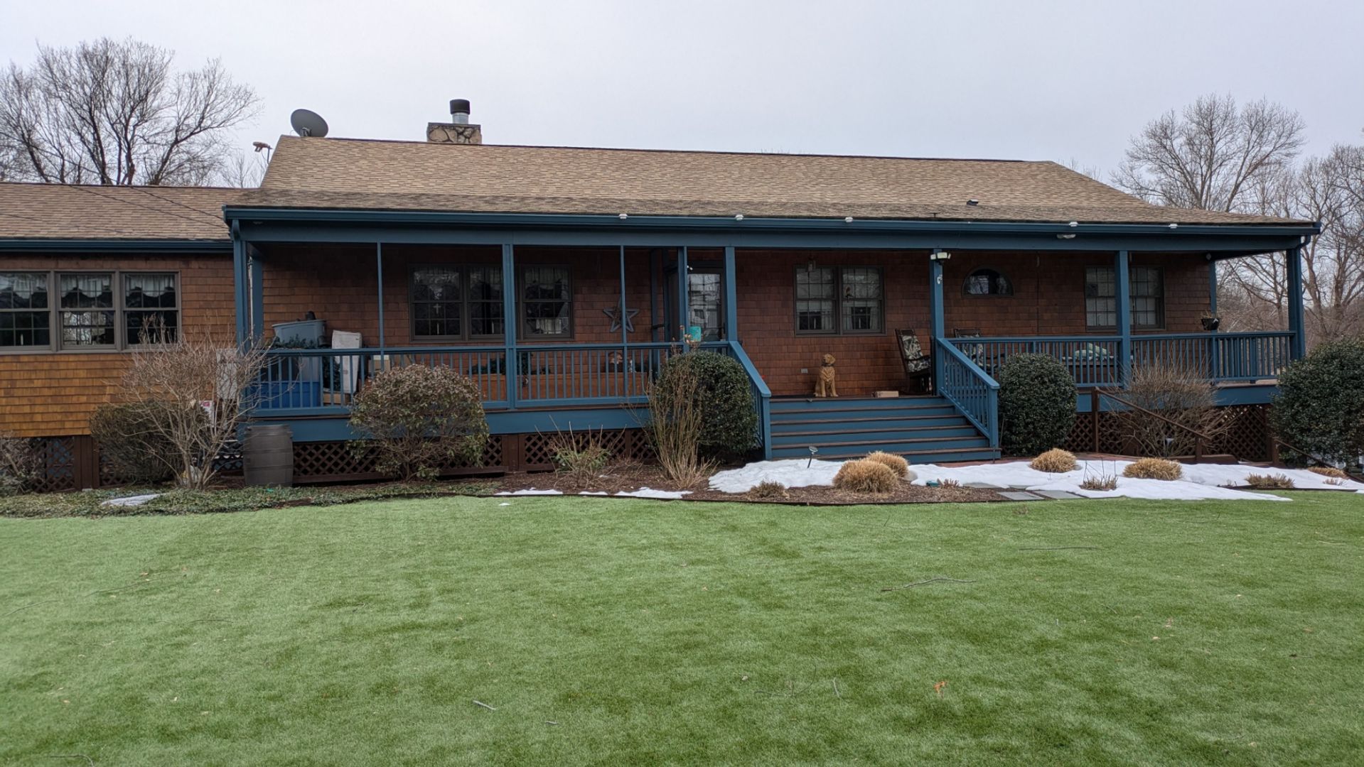 Attleboro House: 421 Oakhill Avenue