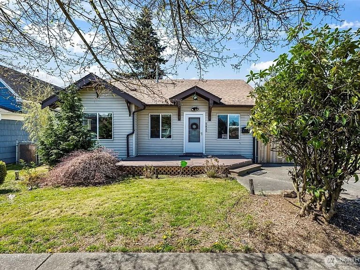 Tacoma House: 5436 S Thompson Avenue
