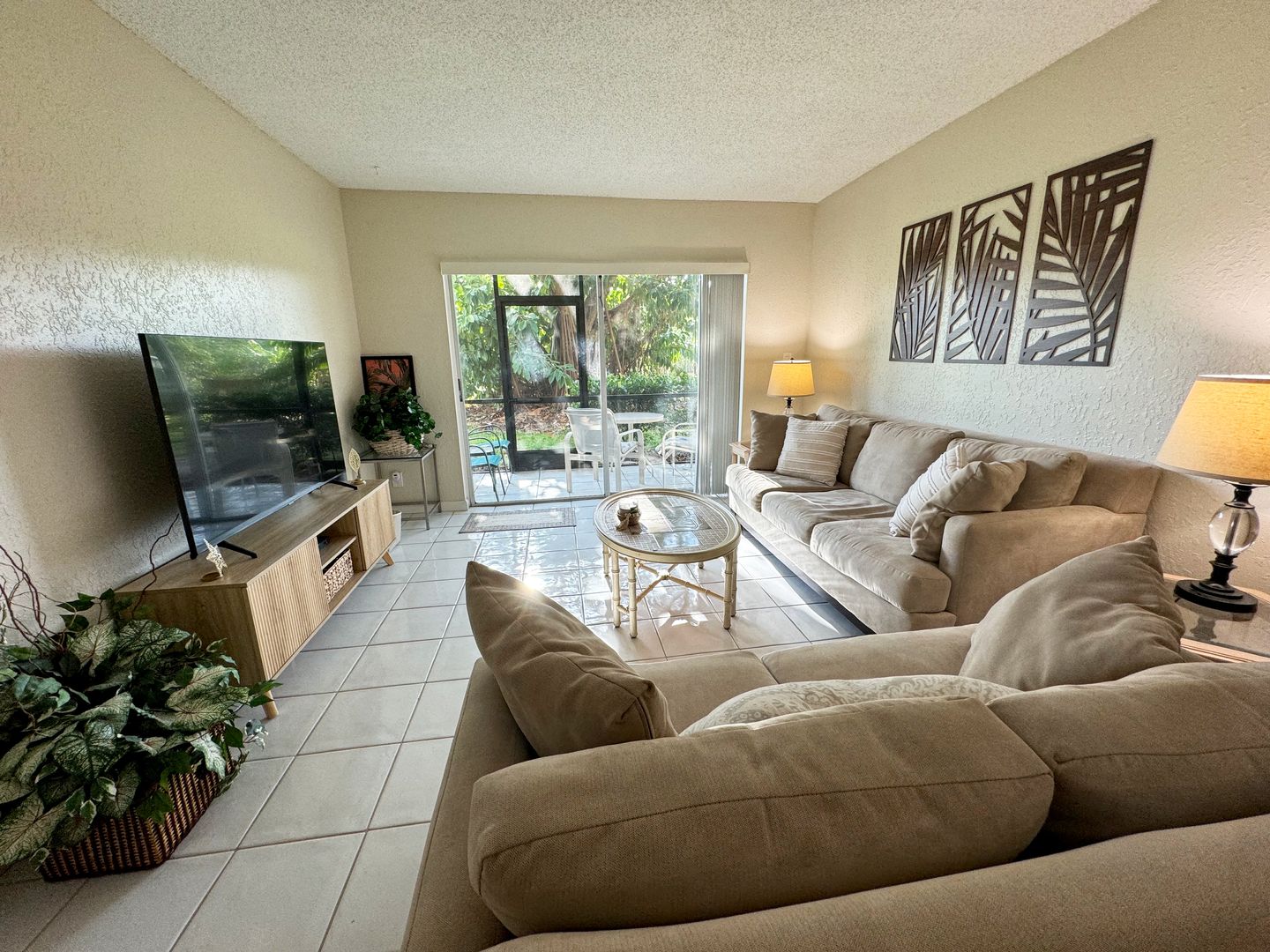 Boca Raton Condo: 450 NW 20TH ST