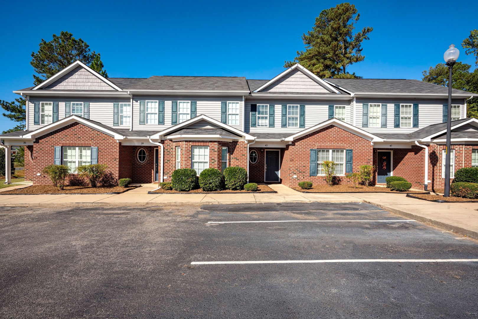 Lillington Apartment: 35-103 Kivett Rd