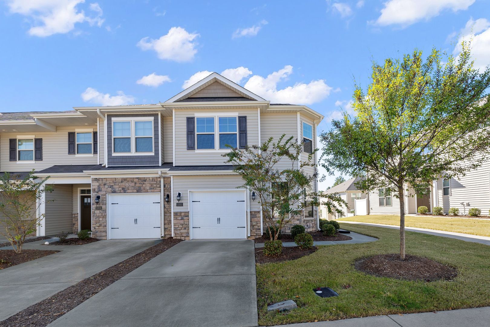 Durham Townhome: 1102 latitude Dr