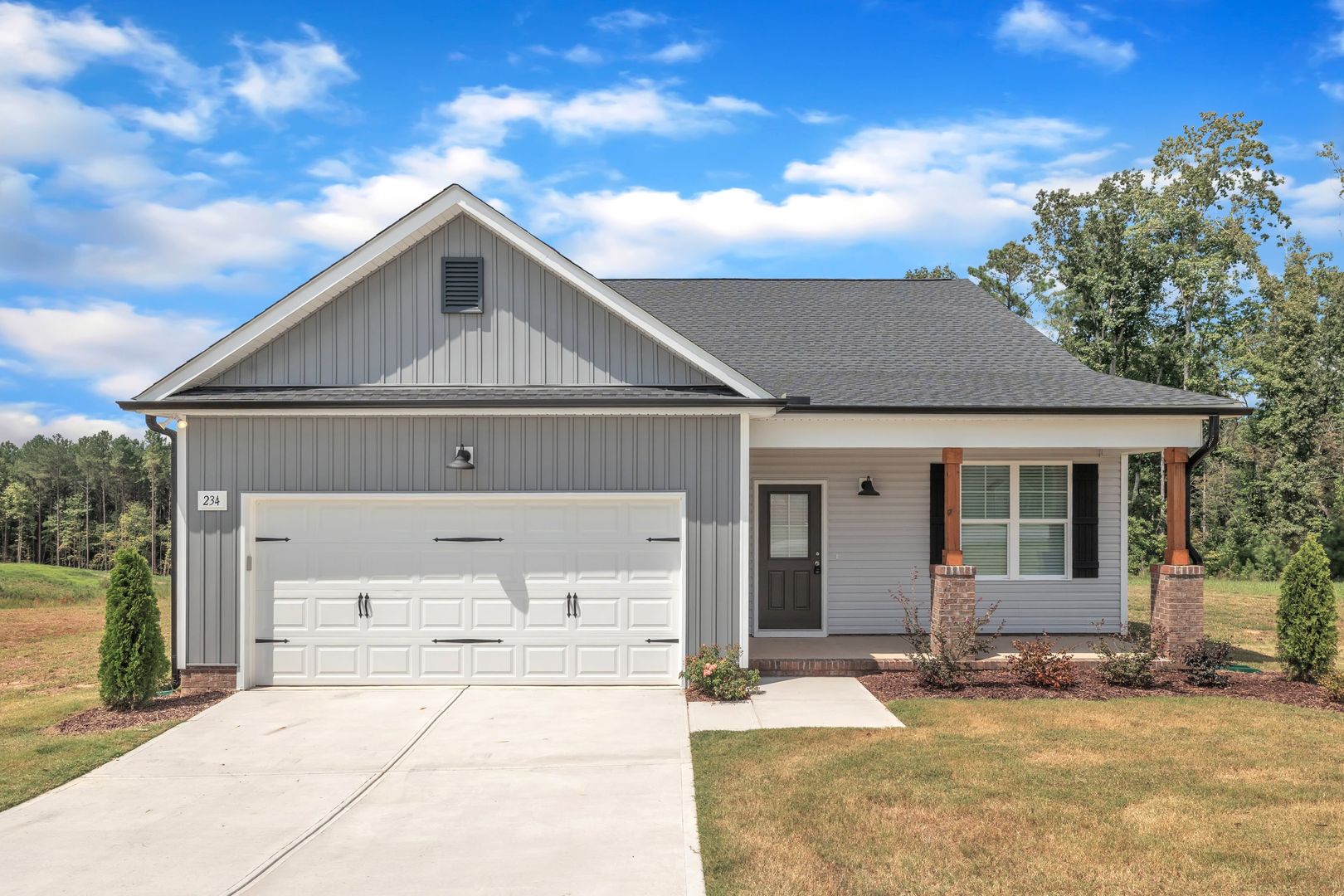 Zebulon House: 234 Danube Dr