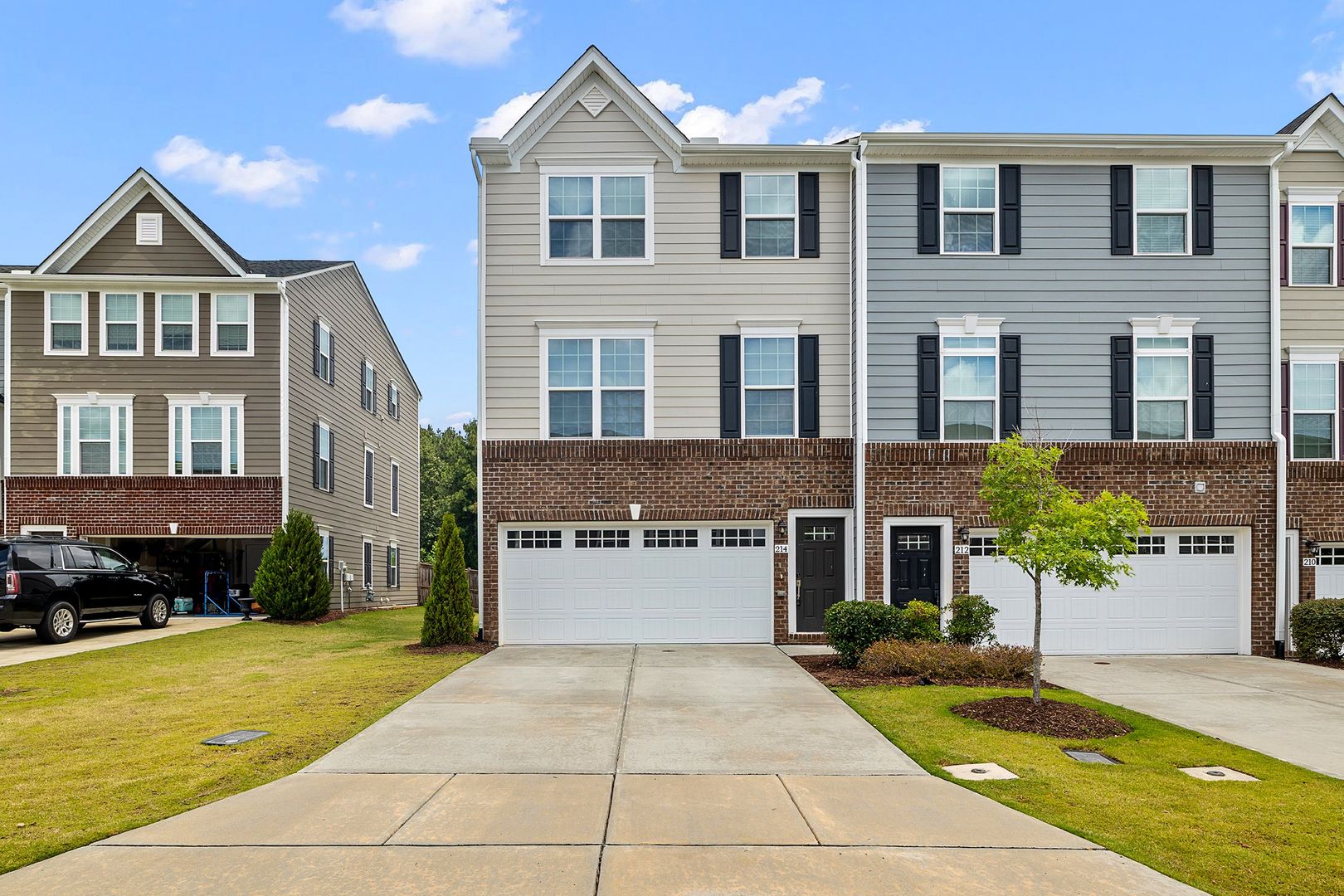 Durham Townhome: 214 Tamworth Creek