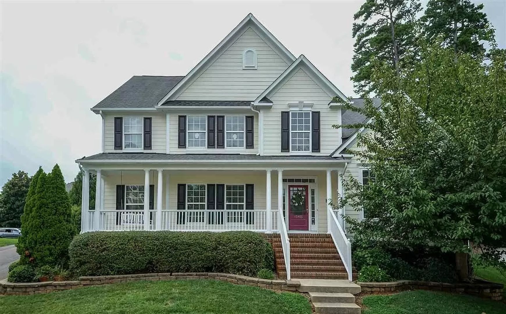 Raleigh House: 10400 Swerling Way
