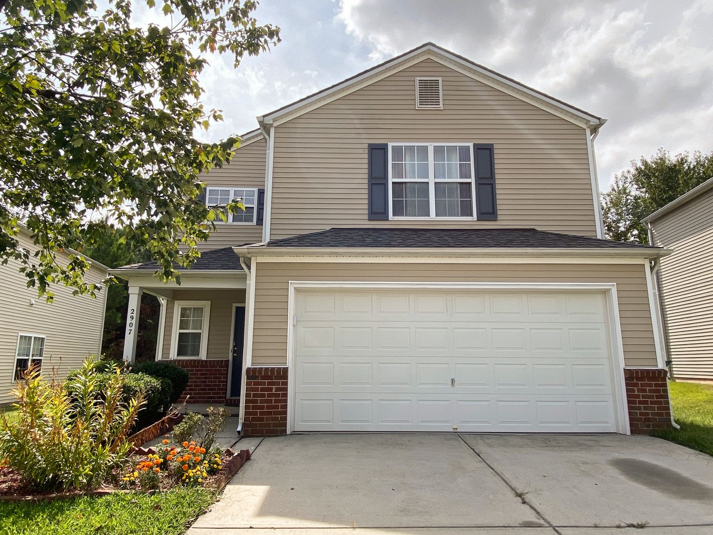 Durham House: 2907 Skybrook Lane