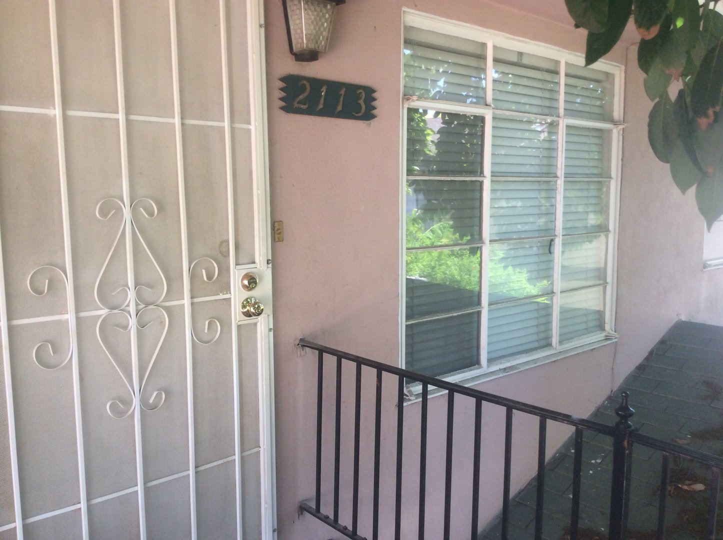 BAKERSFIELD Apartment: 2103 - 2113  21ST  STREET