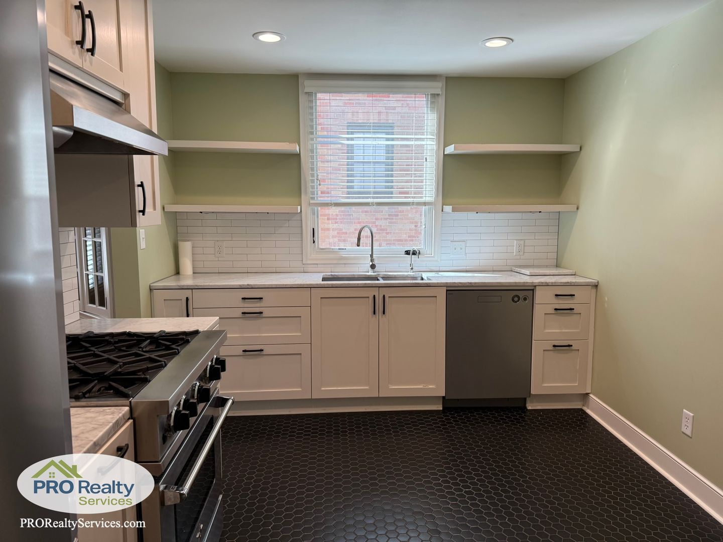 3 Bedroom **$1,000 off 1 Month's Rent with an October or November 2025 Move In**
