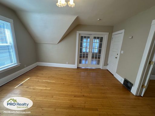 2 Bedroom Upper Level Duplex Unit – photo 1