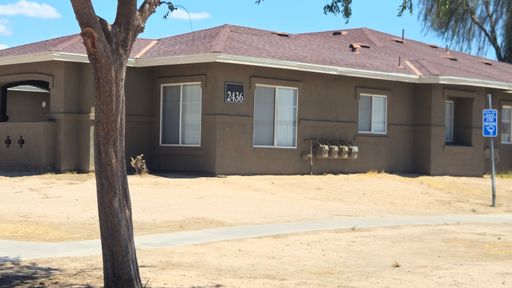 Apply for 2 bed 2 bath Today! - Casa Encinas At River Heights