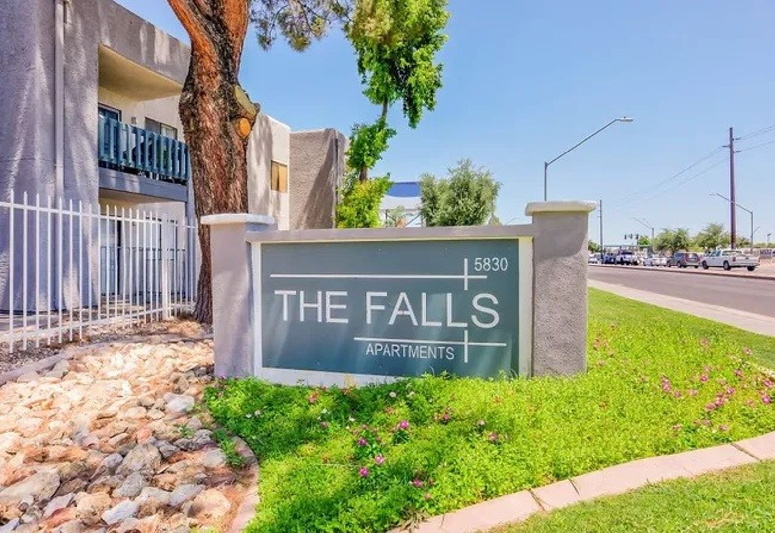 Glendale Apartment: 5830 N. 67th Avenue