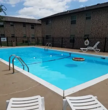 Fall in Love With Your New Home at Fox Valley Apartments – photo 1