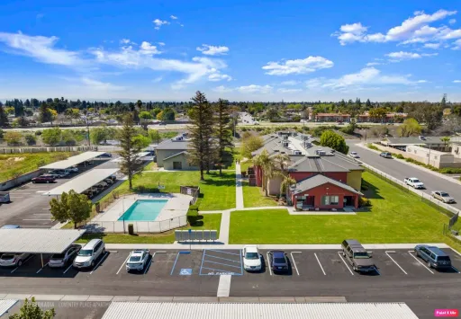 Spacious 3-Bedroom Apartment Available! – photo 1