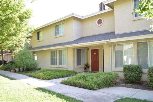Hudson Bay 3 bedroom 3 bathroom Sec.8,low income, market price