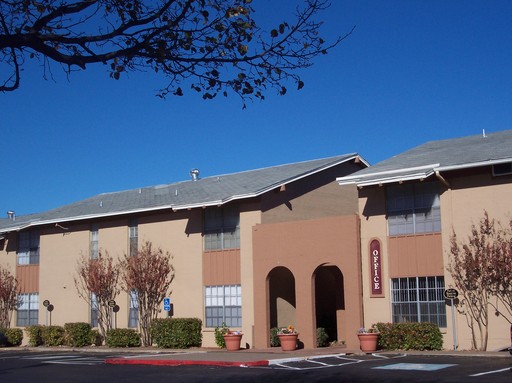Looking for an apartment? We would love to find you a new place to call home – photo 1