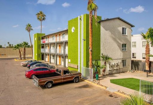 50 % Off on your first months rent!! – photo 1