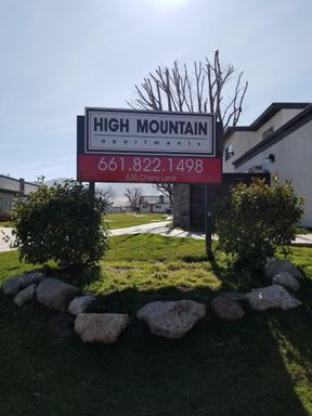 634 Cherry Lane, Apt. B