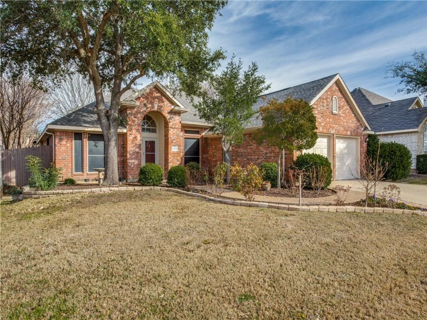 Fort Worth House: 5313 Hibbs Dr