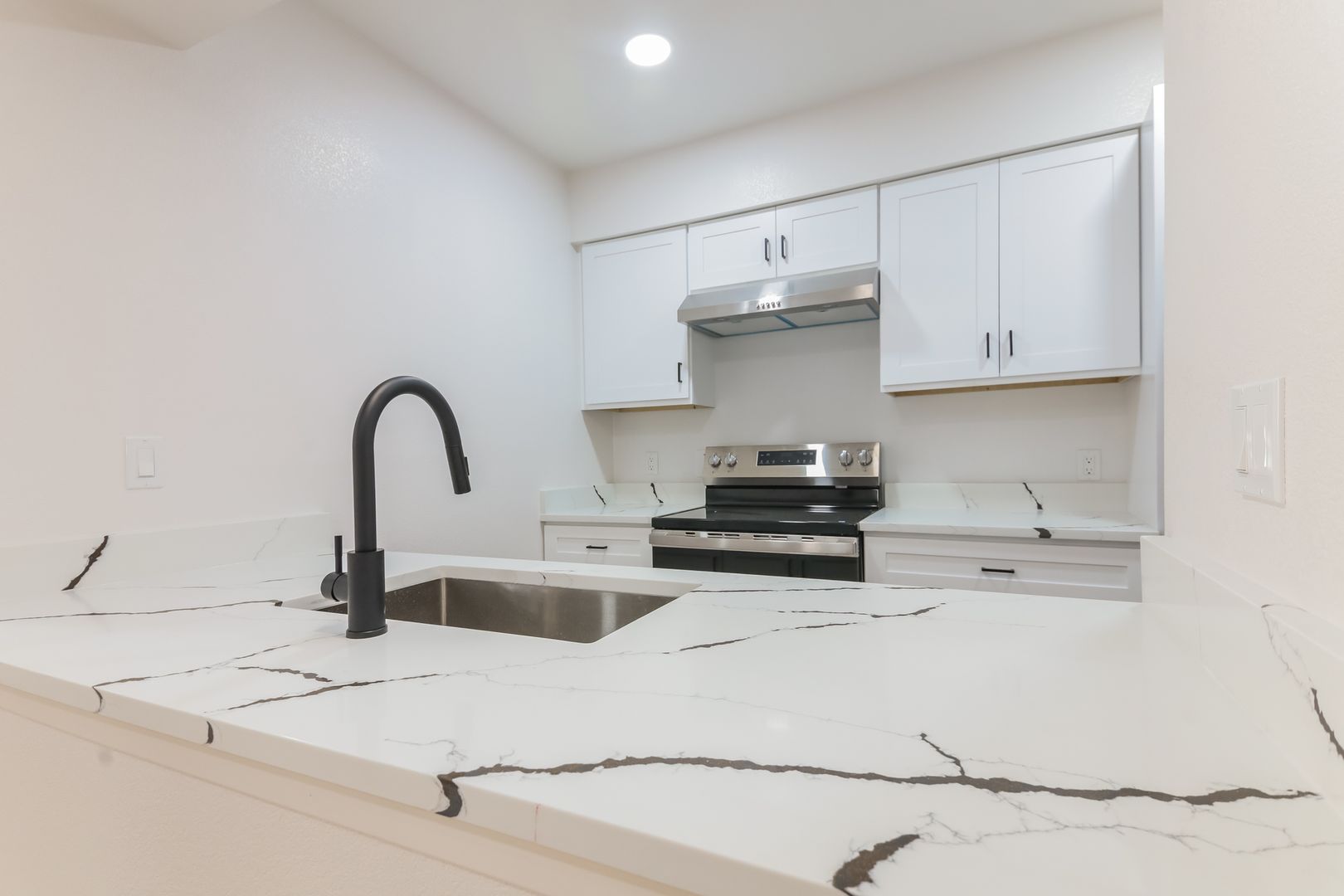 Dallas Condo: 9920 Forest Lane