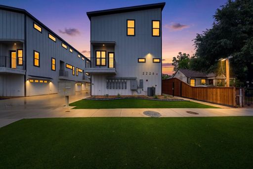 2230 Shea #101 – photo 1