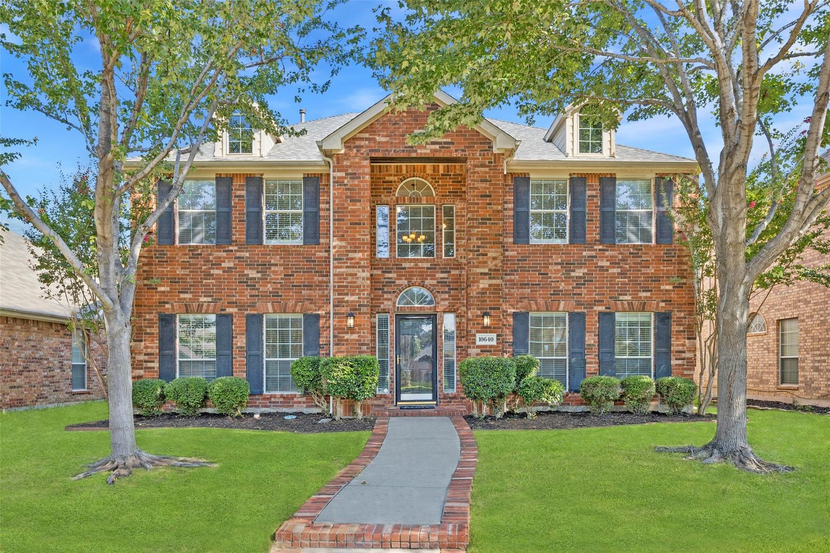 Frisco House: 10640 Line Berry Lane