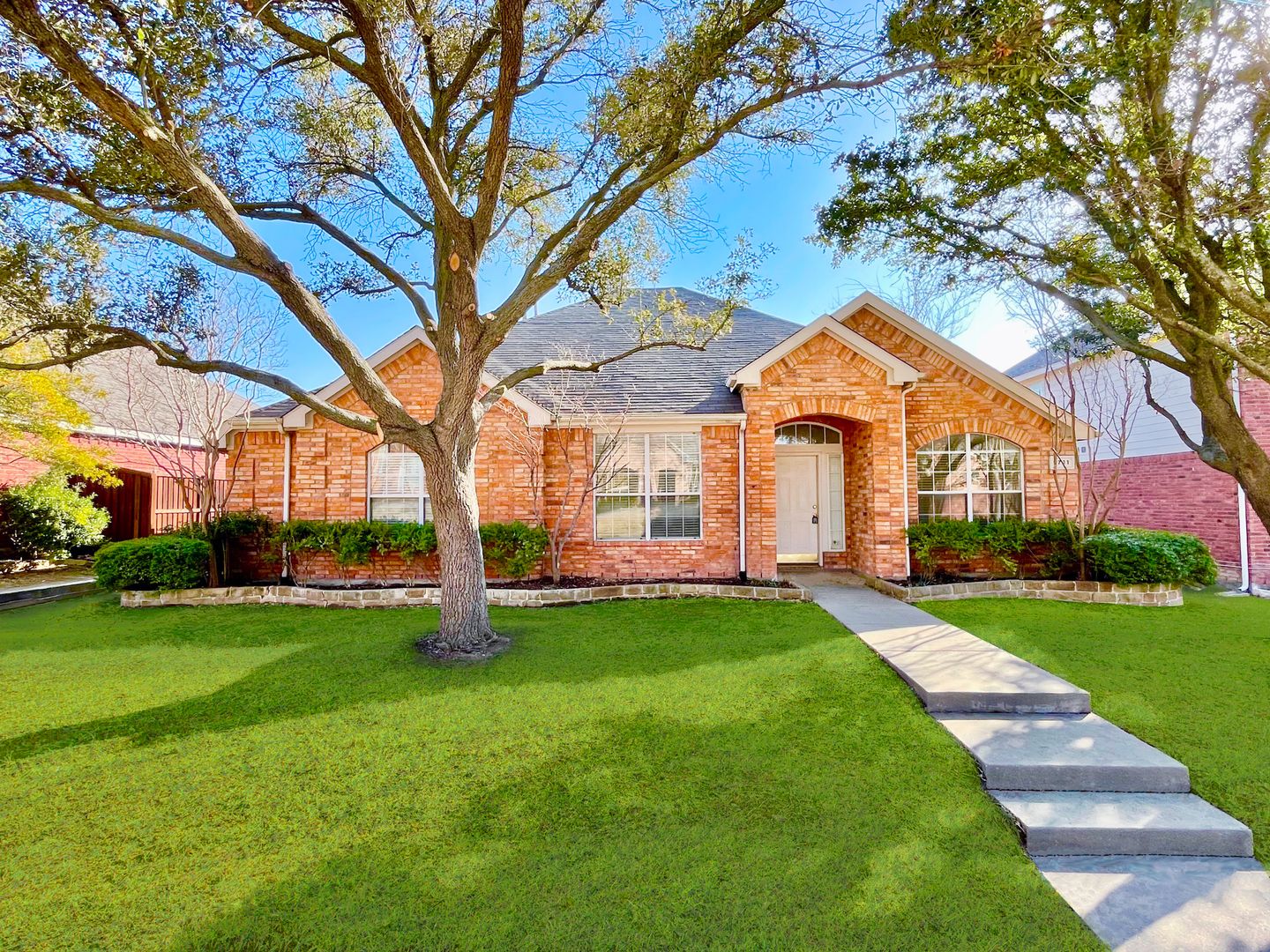 Frisco House: 9711 Saddle Dr.