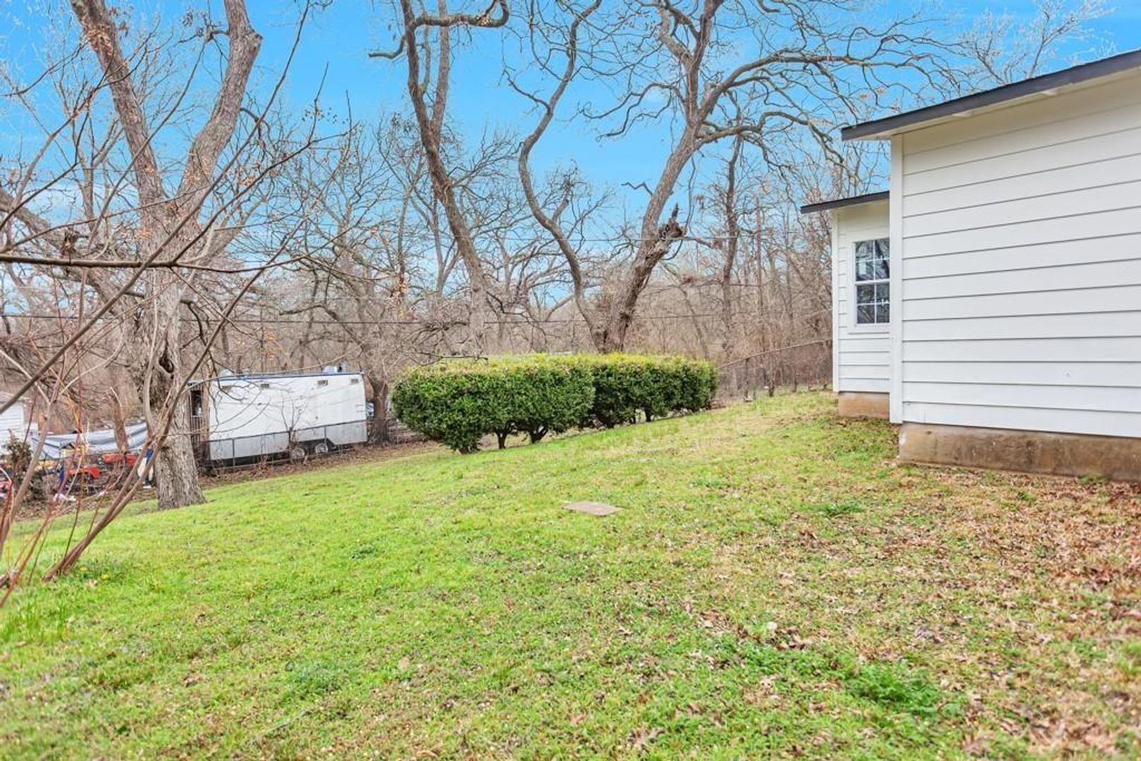 Dallas House: 5175 Cardiff Street