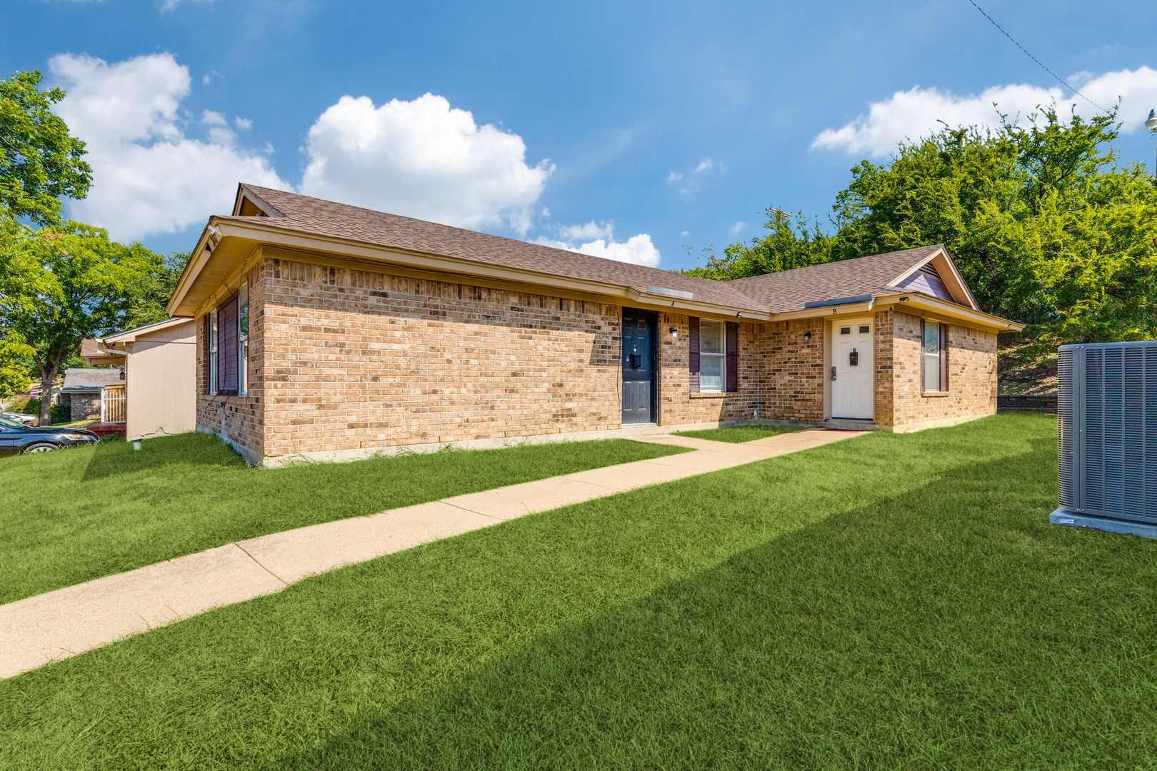 Fort Worth Townhome: 2600 NW 21st