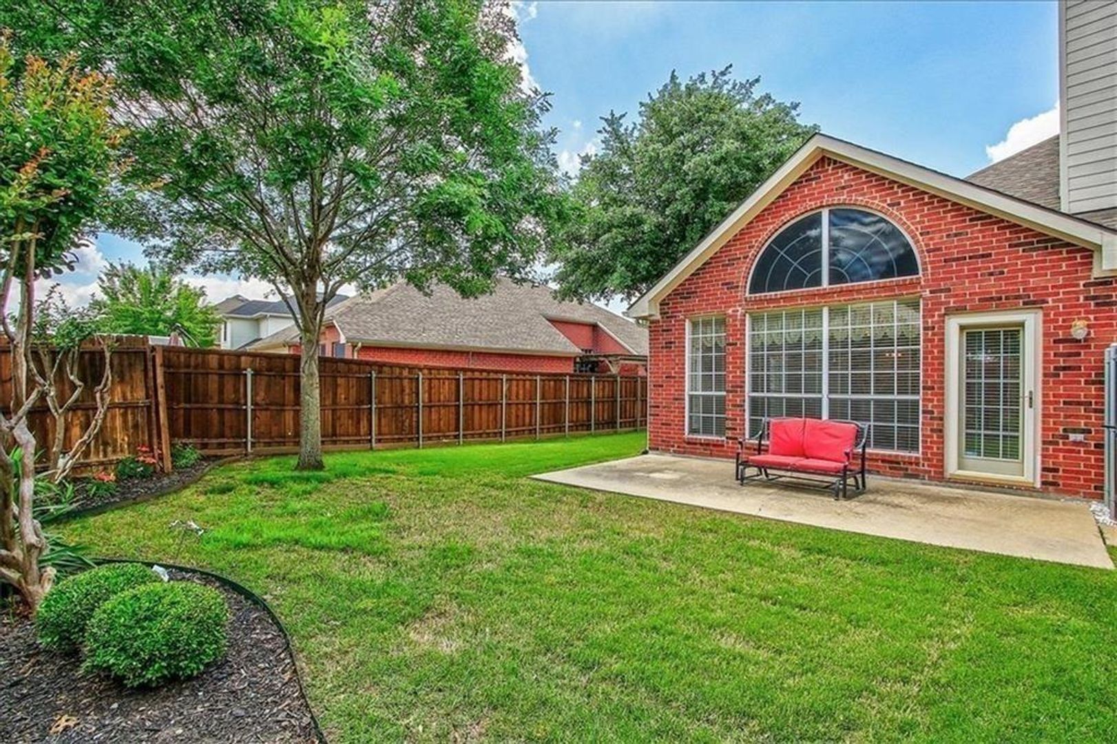 Plano House: 8936 Mount Rainier Dr