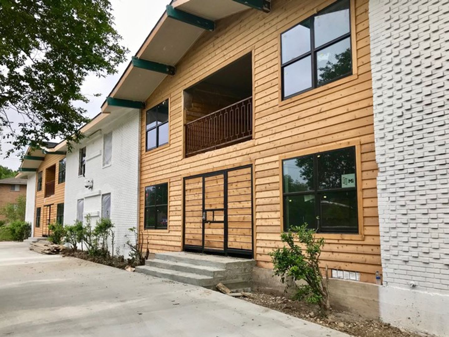 Dallas Apartment: 5520 Gaston Ave