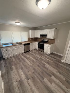 1244 Winterwood Drive – photo 1