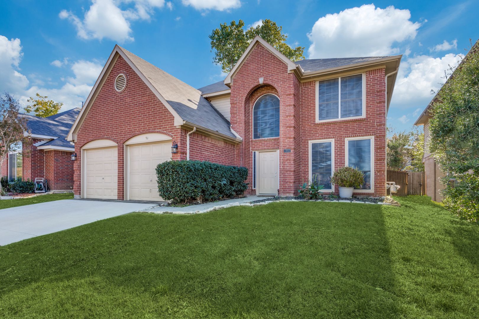 Flower Mound House: 1917 Brook Ln